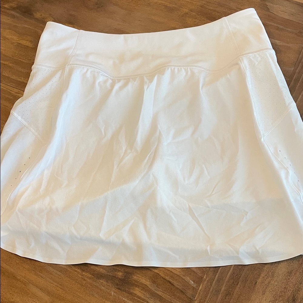 Never worn Athleta skort